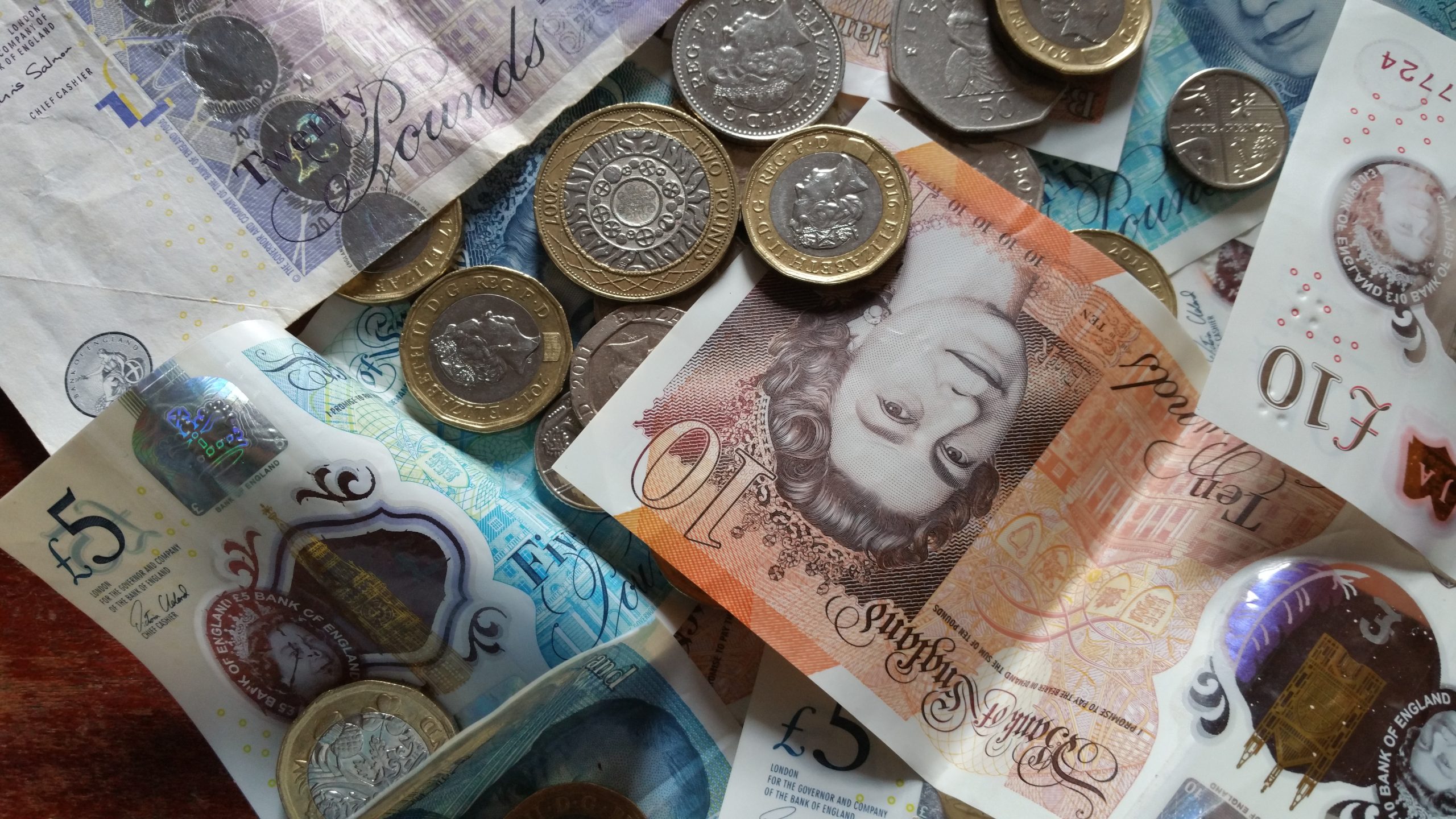 Tips for helping young people with additional needs understand money